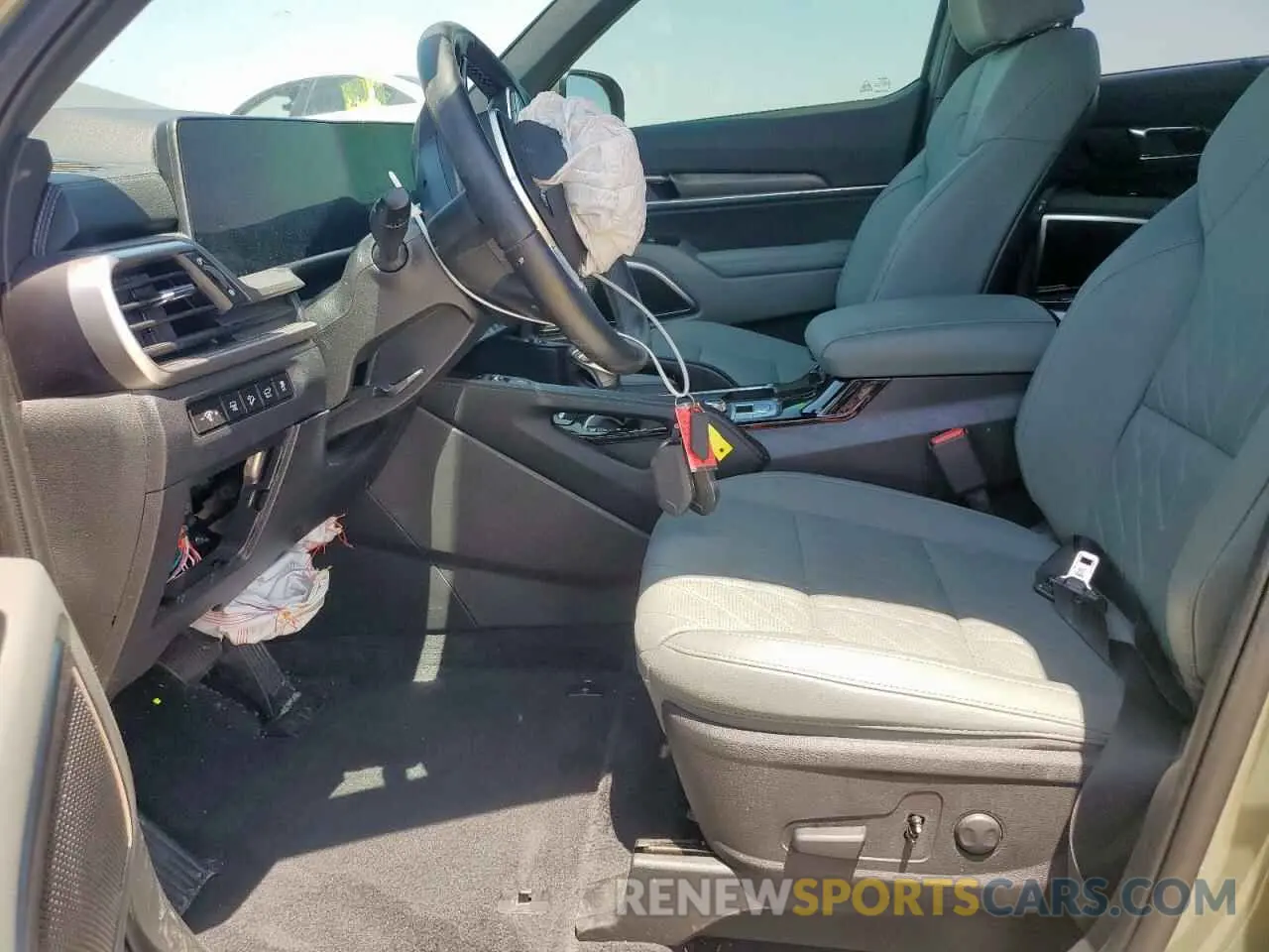 7 Photograph of a damaged car 5XYP3DGC0RG507128 KIA TELLURIDE 2024