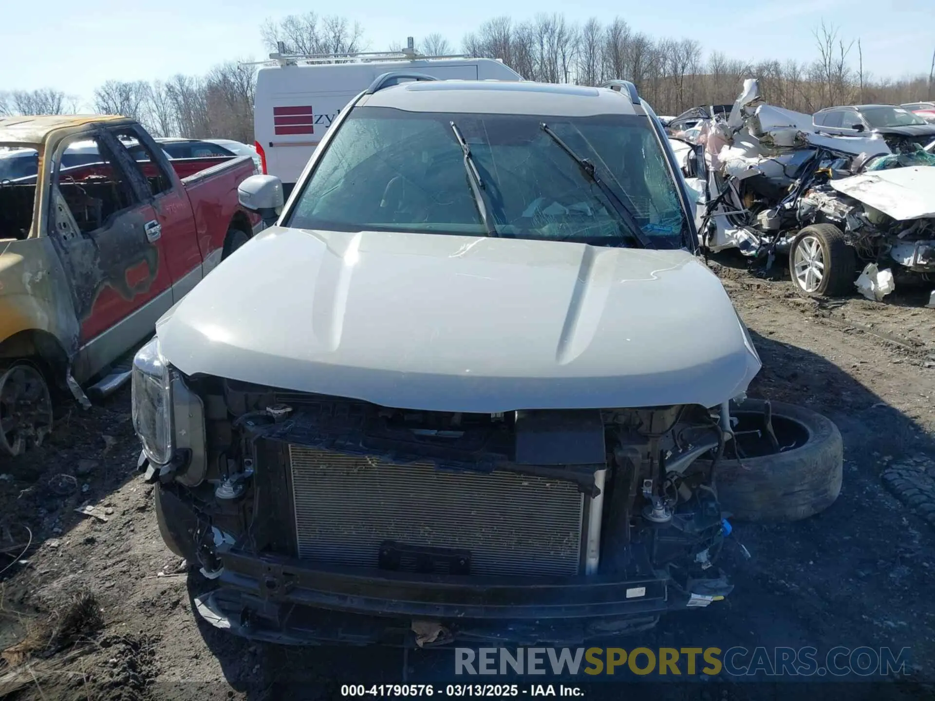 12 Photograph of a damaged car 5XYP3DGC1RG418796 KIA TELLURIDE 2024
