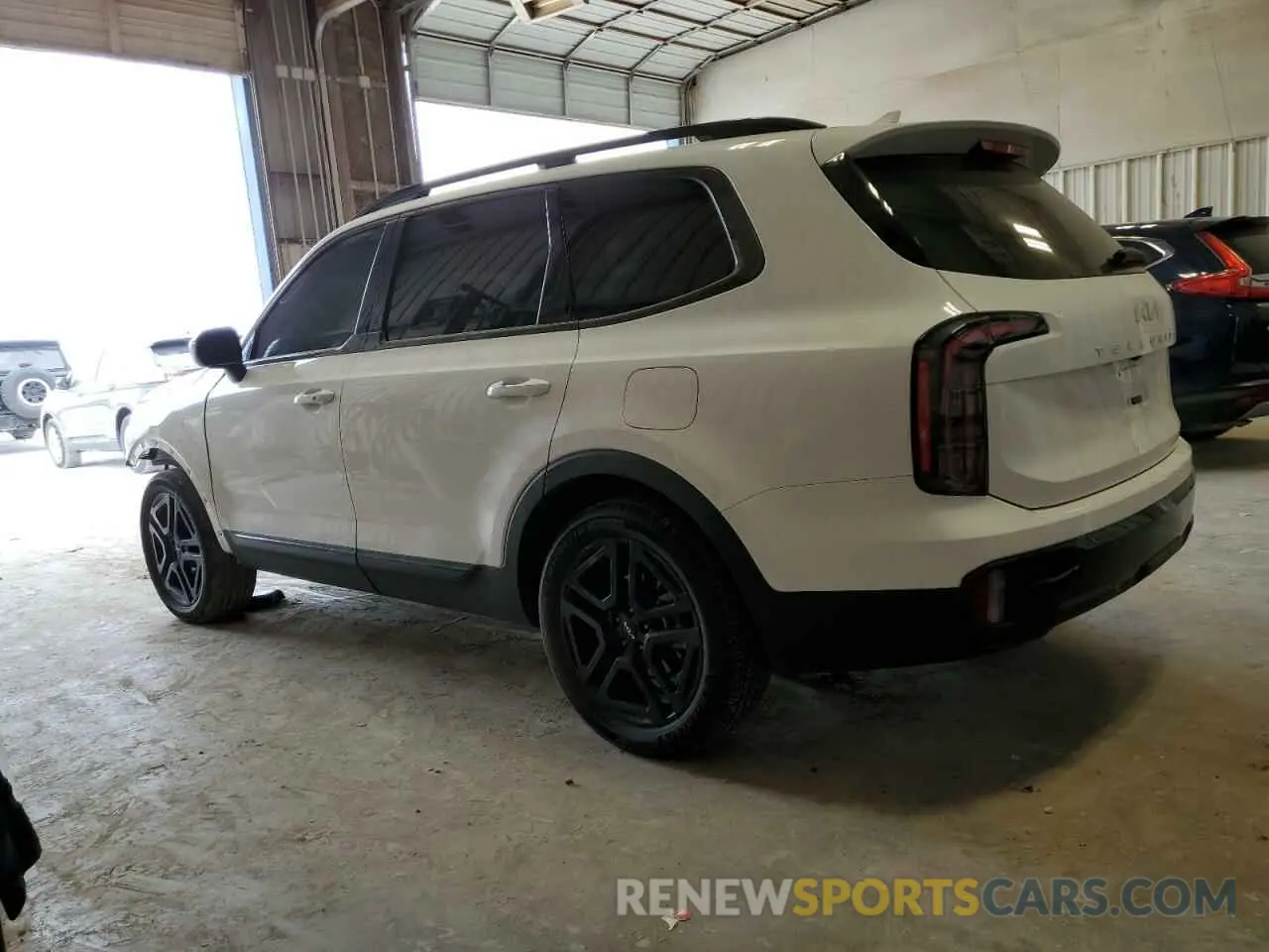 2 Photograph of a damaged car 5XYP3DGC1RG520082 KIA TELLURIDE 2024