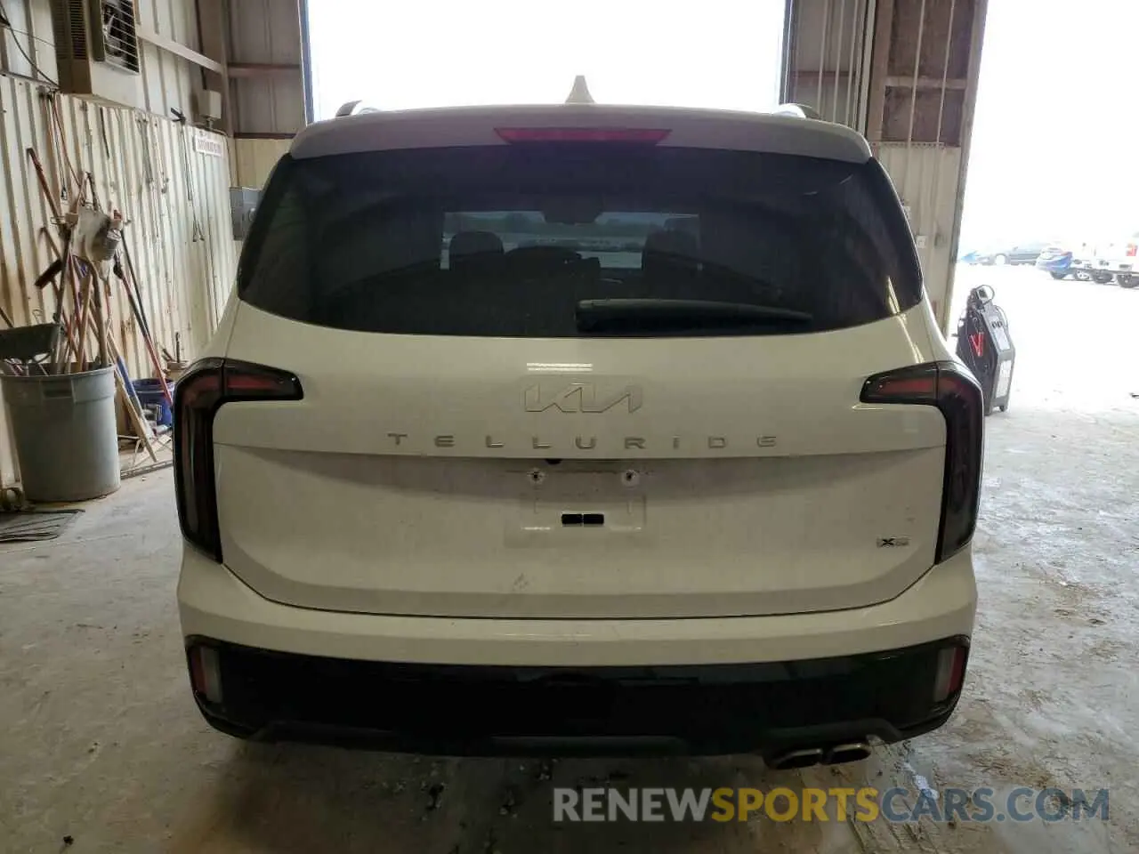 6 Photograph of a damaged car 5XYP3DGC1RG520082 KIA TELLURIDE 2024