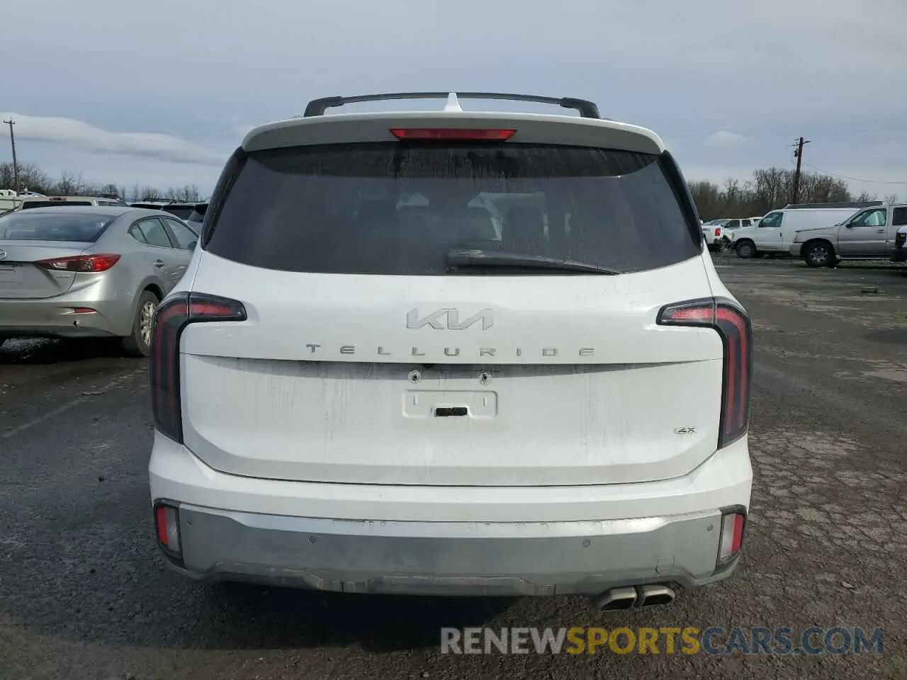 6 Photograph of a damaged car 5XYP3DGC2RG451676 KIA TELLURIDE 2024