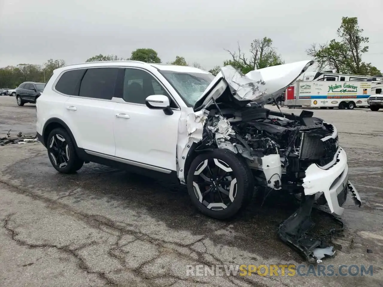 4 Photograph of a damaged car 5XYP3DGC2RG471586 KIA TELLURIDE 2024