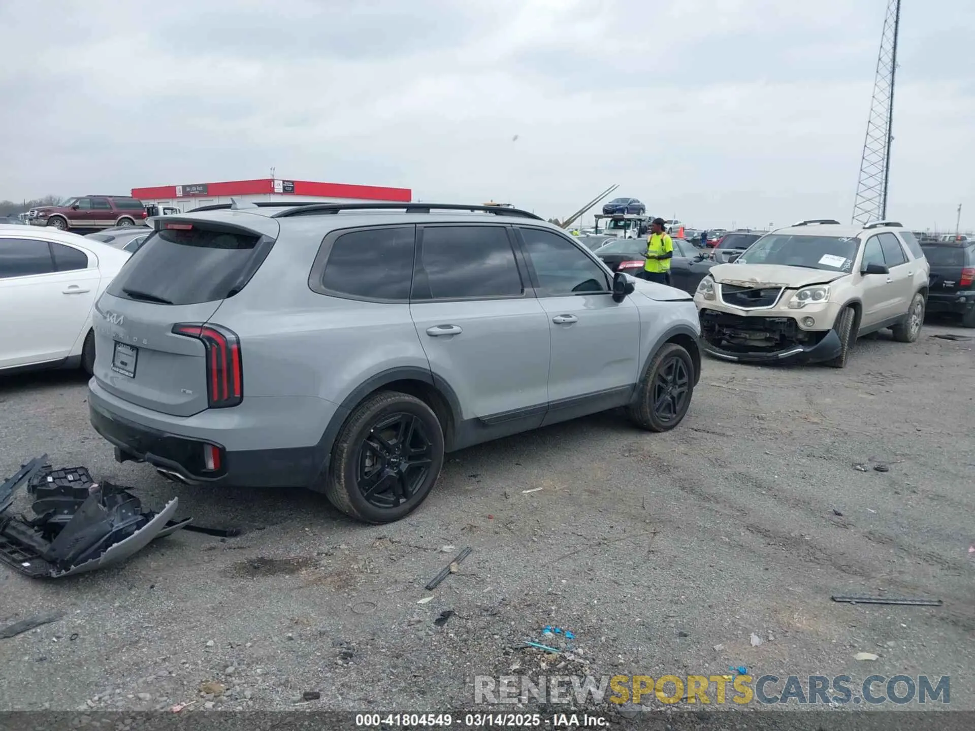 4 Photograph of a damaged car 5XYP3DGC2RG496309 KIA TELLURIDE 2024