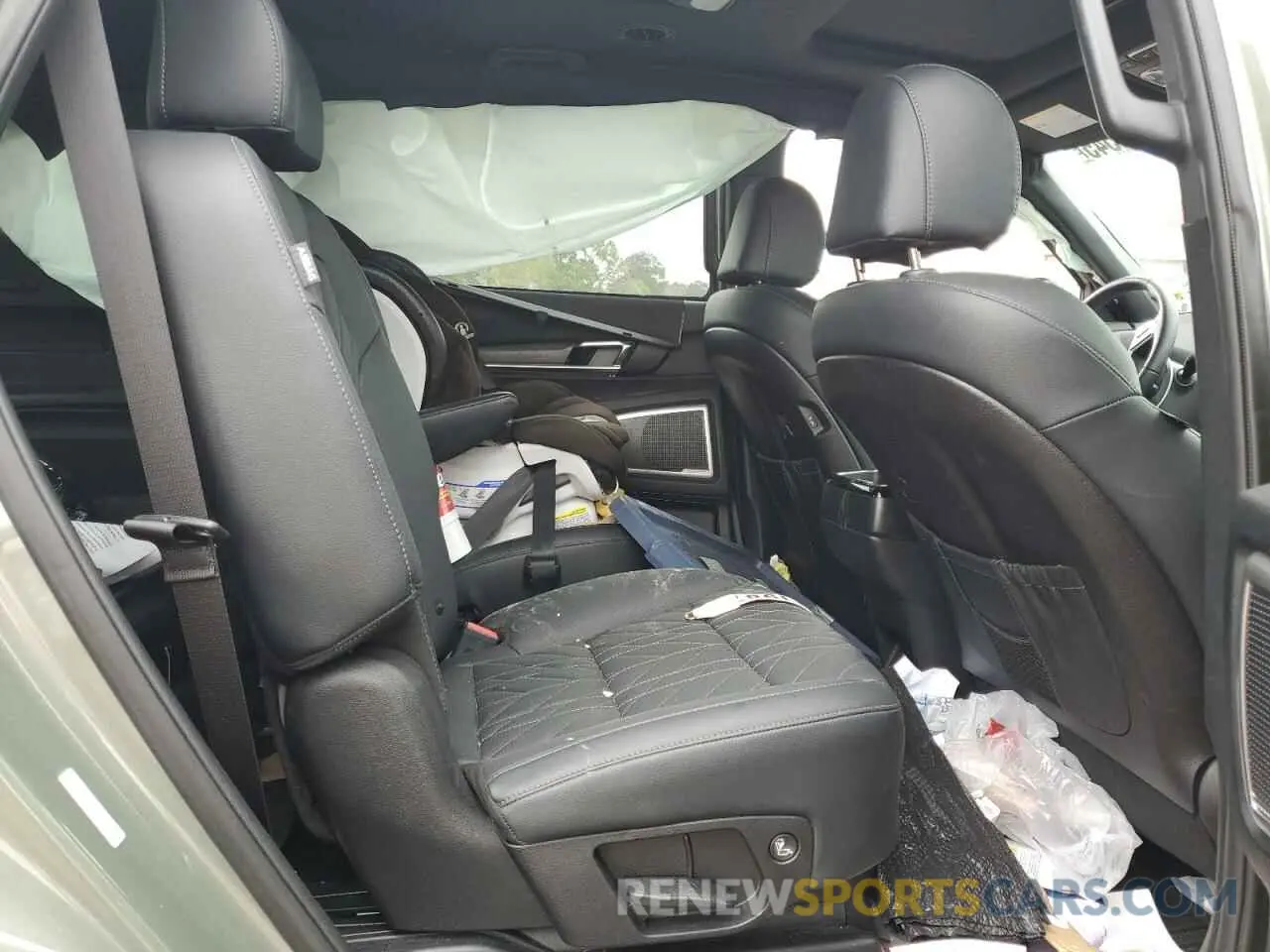 12 Photograph of a damaged car 5XYP3DGC2RG534931 KIA TELLURIDE 2024