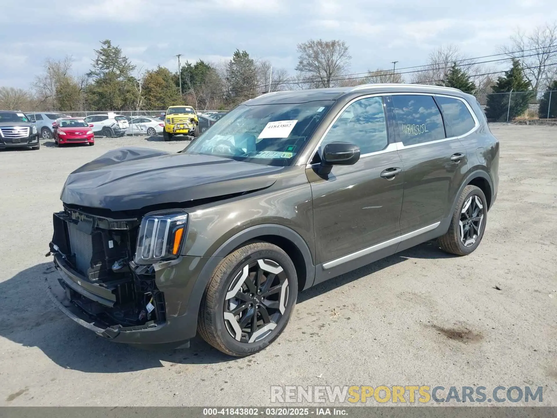 2 Photograph of a damaged car 5XYP3DGC3RG426429 KIA TELLURIDE 2024