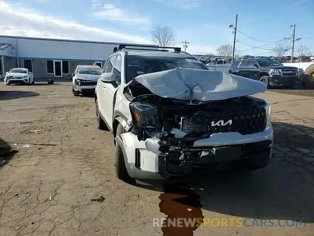 11 Photograph of a damaged car 5XYP3DGC5RG439067 KIA TELLURIDE 2024