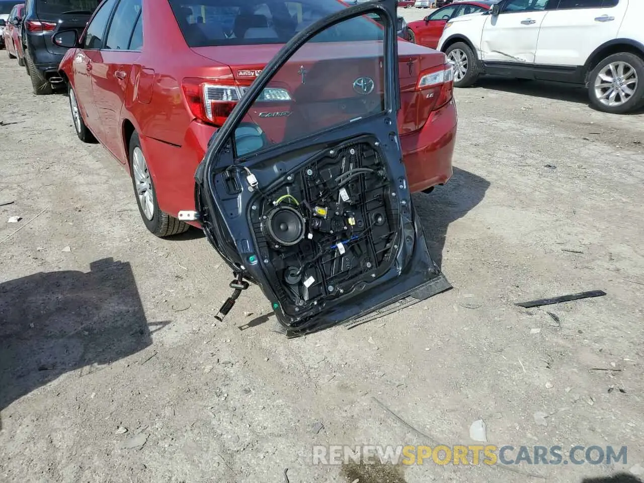 13 Photograph of a damaged car 5XYP3DGC5RG462803 KIA TELLURIDE 2024