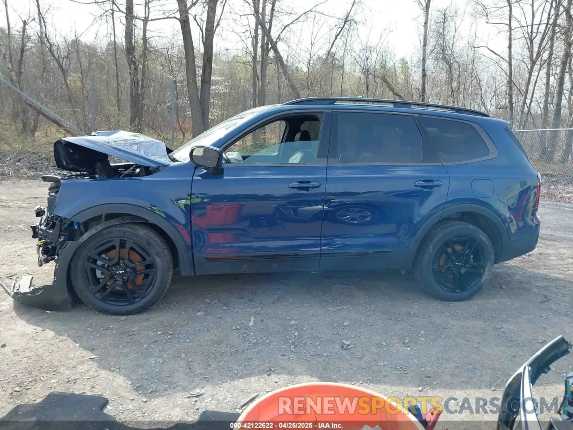 13 Photograph of a damaged car 5XYP3DGC7RG468876 KIA TELLURIDE 2024