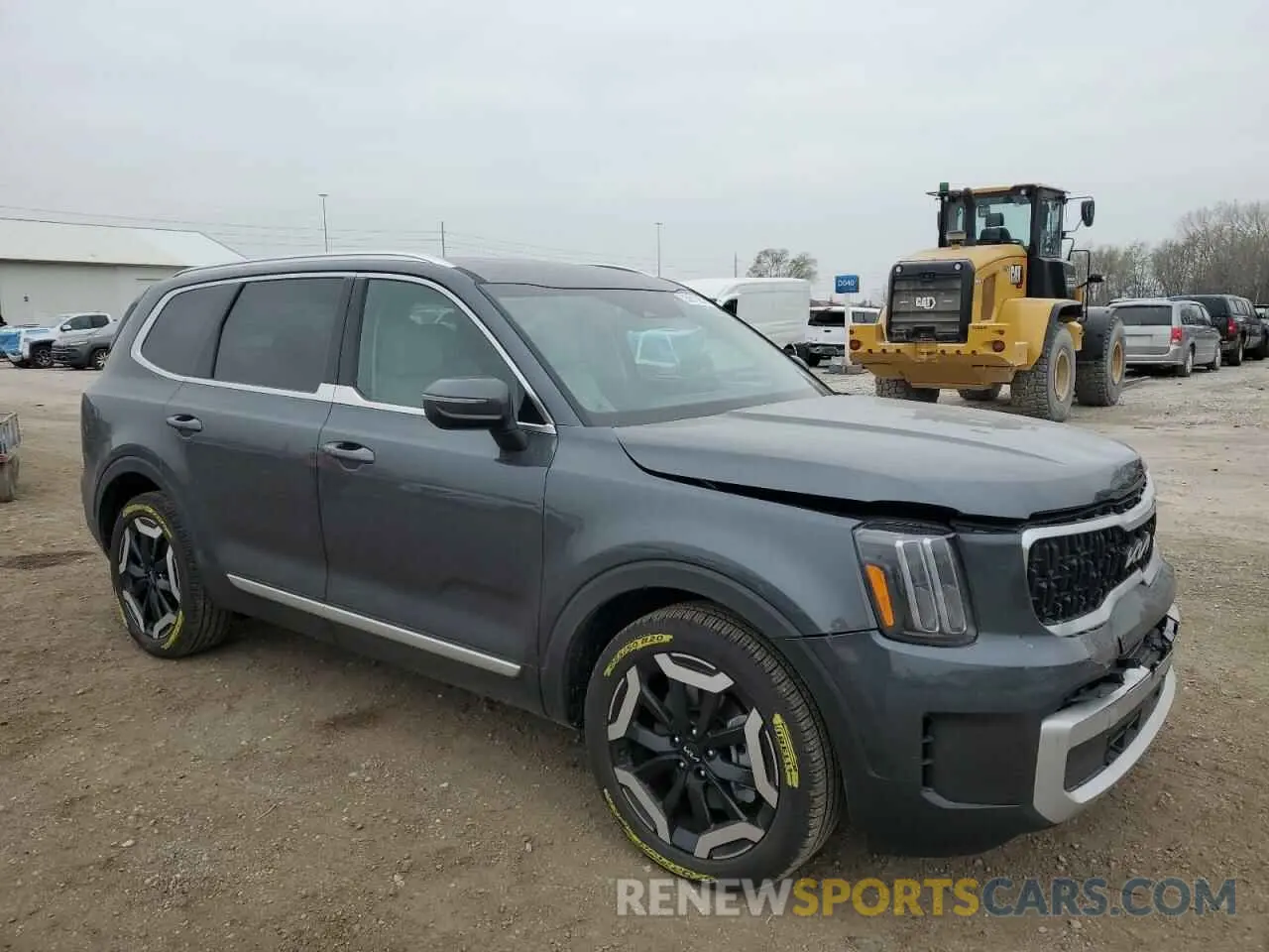 4 Photograph of a damaged car 5XYP3DGC7RG481336 KIA TELLURIDE 2024