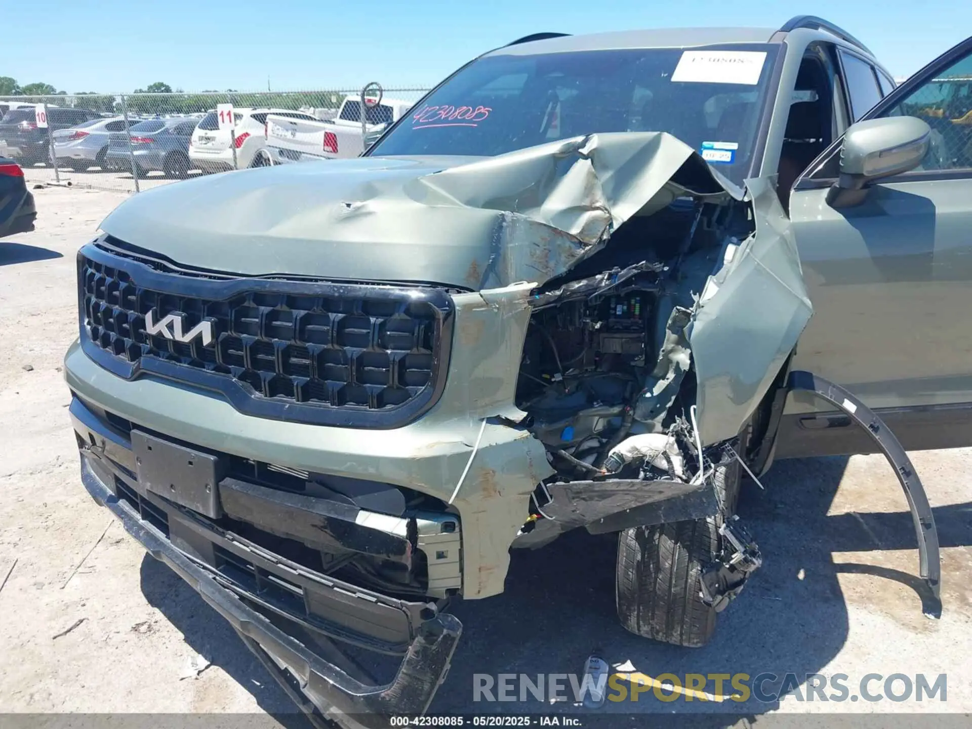 6 Photograph of a damaged car 5XYP3DGC8RG441640 KIA TELLURIDE 2024