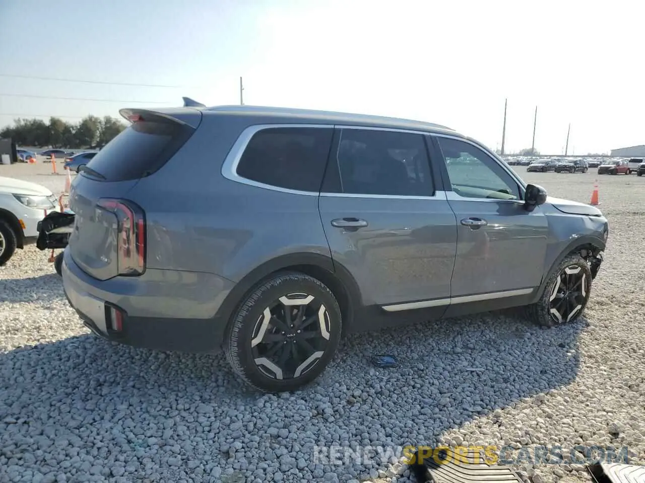 3 Photograph of a damaged car 5XYP3DGC8RG447454 KIA TELLURIDE 2024