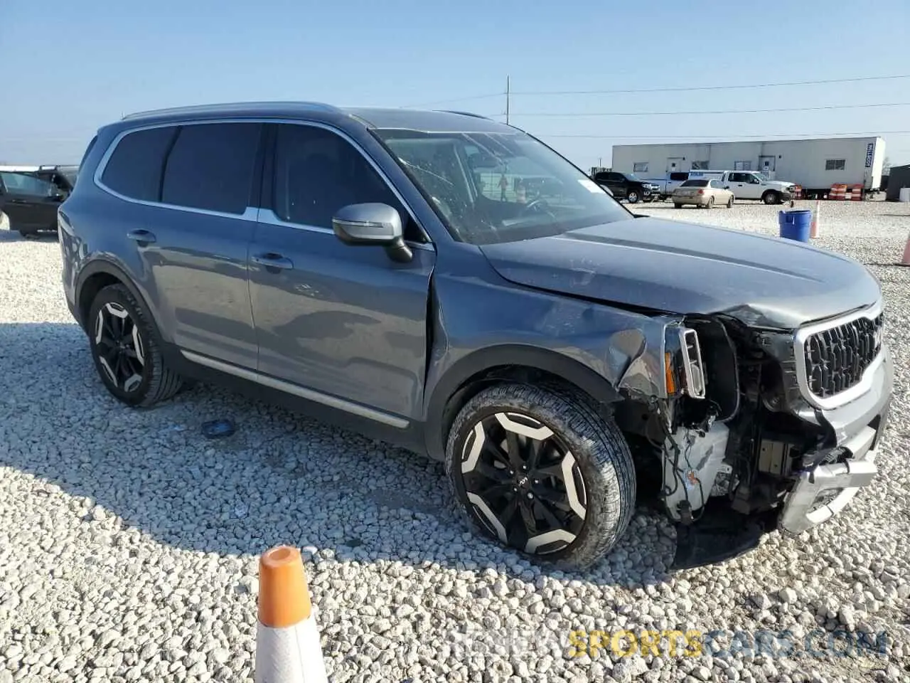 4 Photograph of a damaged car 5XYP3DGC8RG447454 KIA TELLURIDE 2024