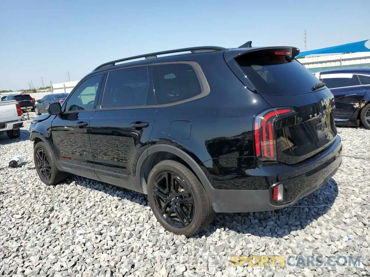 2 Photograph of a damaged car 5XYP3DGCXRG458892 KIA TELLURIDE 2024