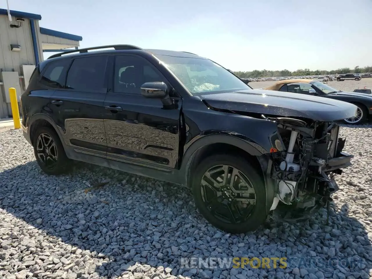4 Photograph of a damaged car 5XYP3DGCXRG458892 KIA TELLURIDE 2024