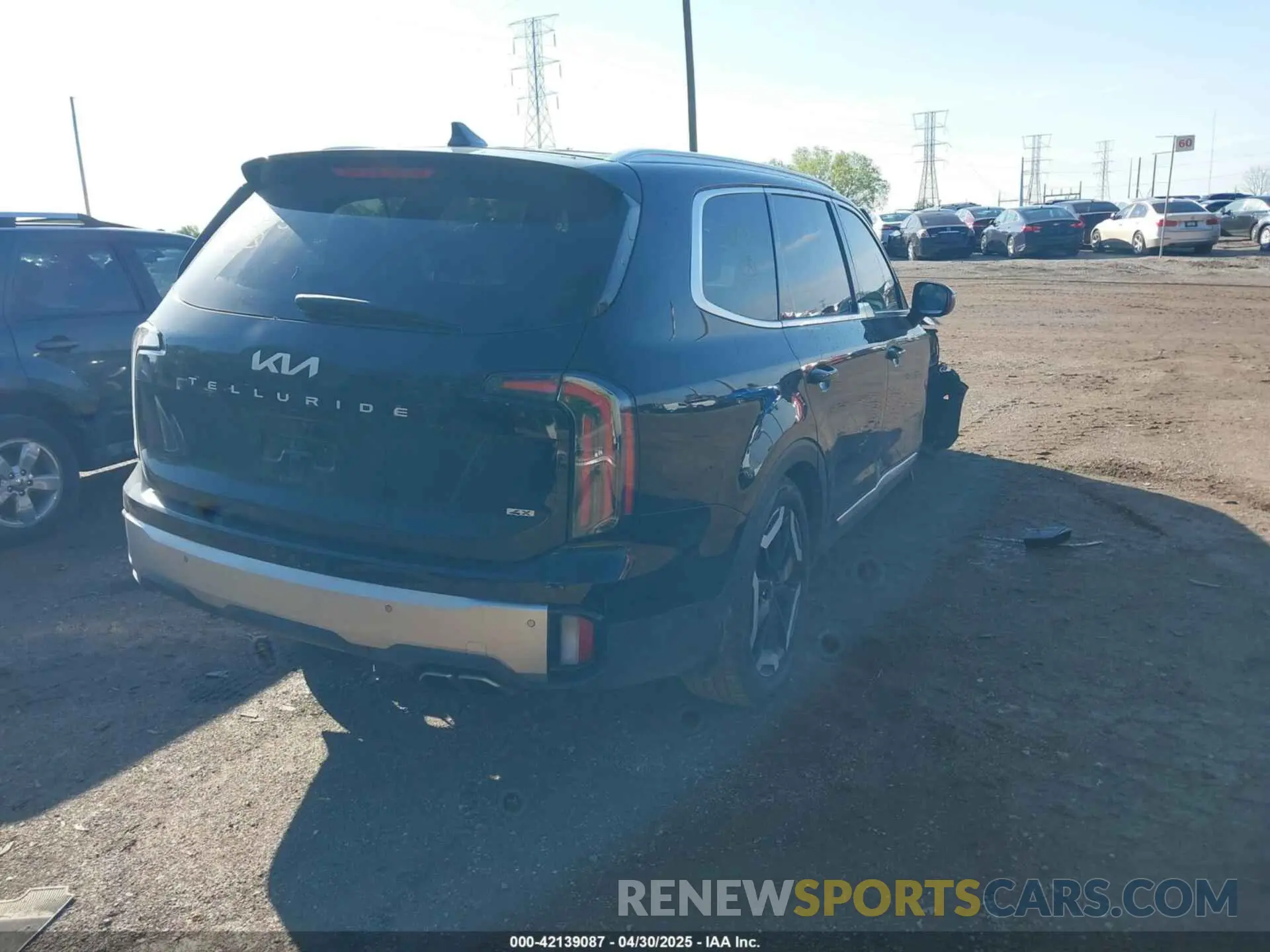 4 Photograph of a damaged car 5XYP3DGCXRG505581 KIA TELLURIDE 2024