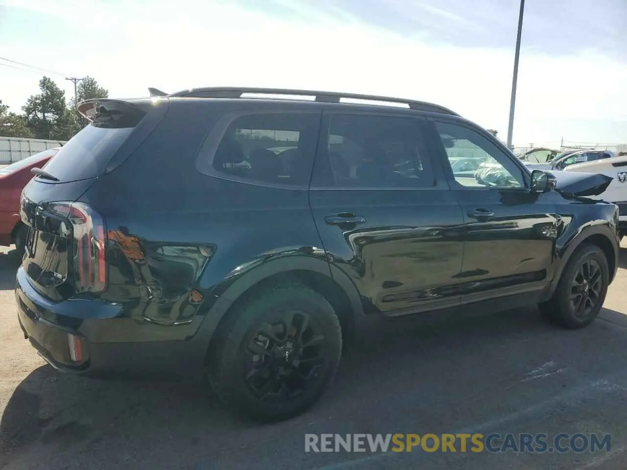 3 Photograph of a damaged car 5XYP5DGC0RG437270 KIA TELLURIDE 2024