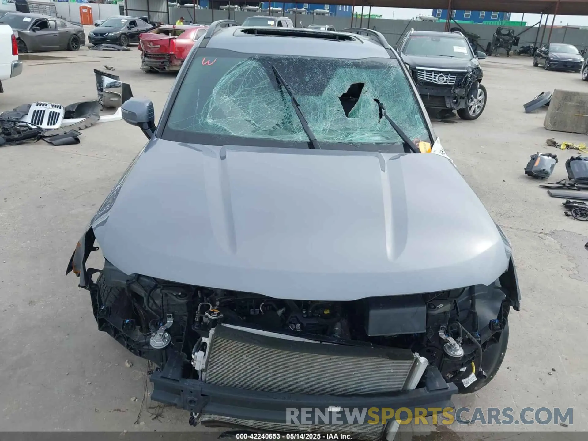 6 Photograph of a damaged car 5XYP5DGC0RG469829 KIA TELLURIDE 2024