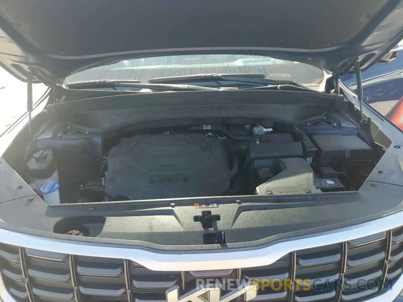 12 Photograph of a damaged car 5XYP5DGC0RG485674 KIA TELLURIDE 2024