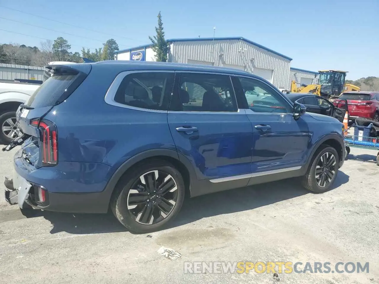 3 Photograph of a damaged car 5XYP5DGC0RG485674 KIA TELLURIDE 2024