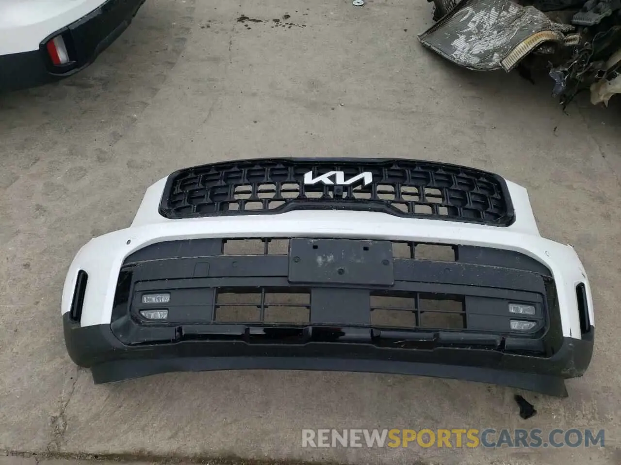 15 Photograph of a damaged car 5XYP5DGC0RG489904 KIA TELLURIDE 2024