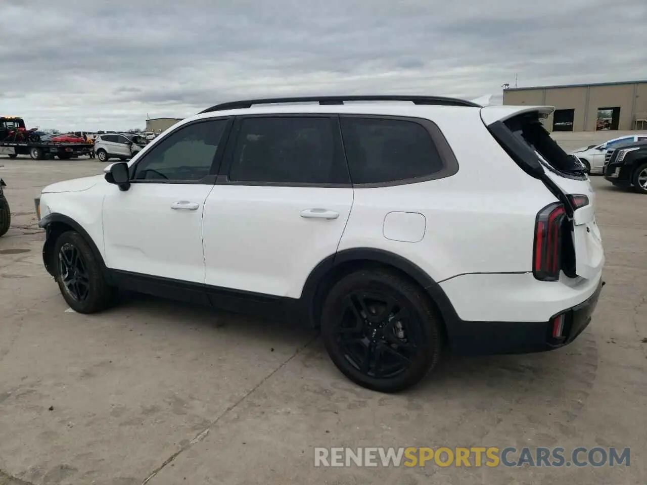 2 Photograph of a damaged car 5XYP5DGC0RG489904 KIA TELLURIDE 2024
