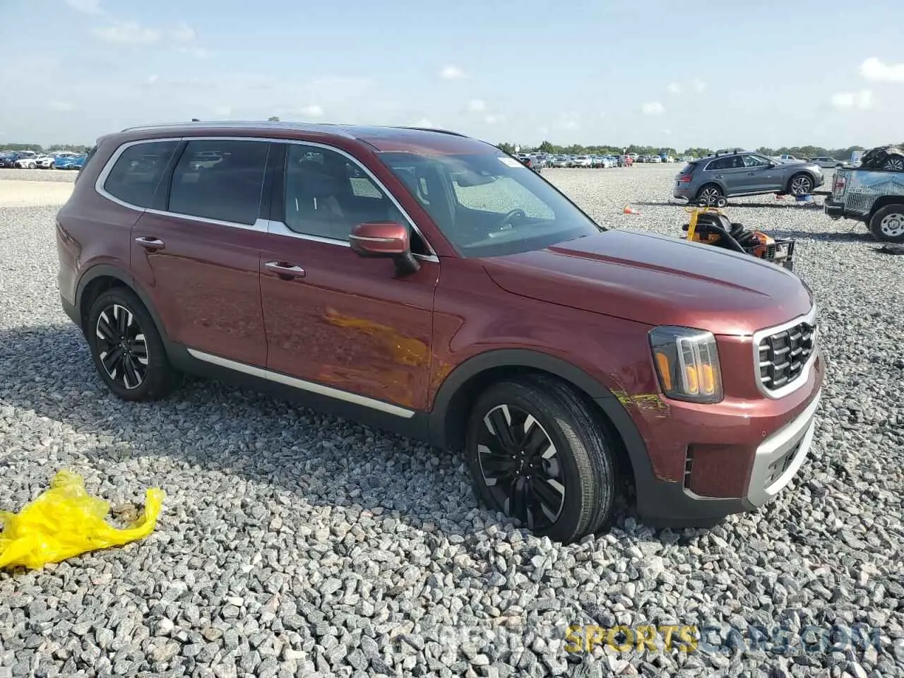4 Photograph of a damaged car 5XYP5DGC1RG416363 KIA TELLURIDE 2024