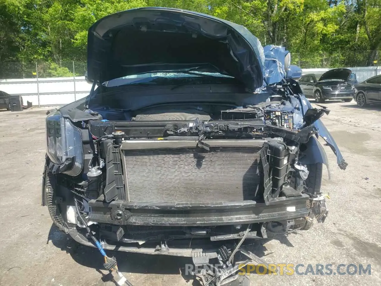 5 Photograph of a damaged car 5XYP5DGC1RG439447 KIA TELLURIDE 2024
