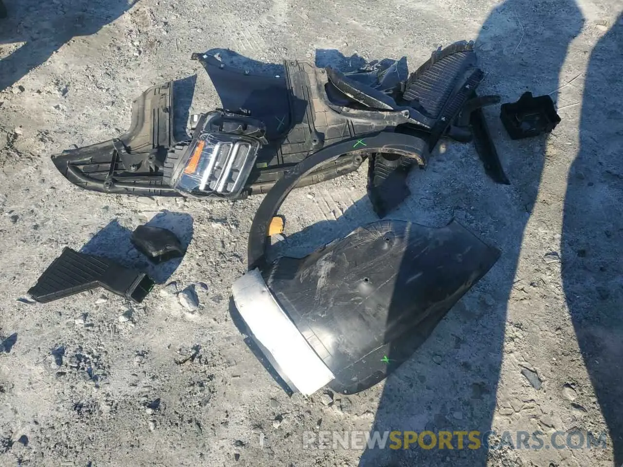 13 Photograph of a damaged car 5XYP5DGC1RG447211 KIA TELLURIDE 2024