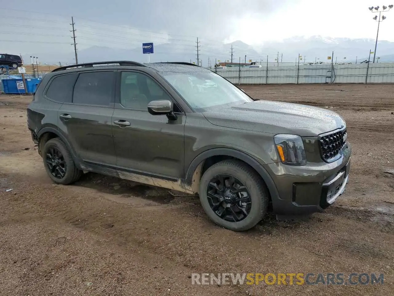 4 Photograph of a damaged car 5XYP5DGC1RG466602 KIA TELLURIDE 2024