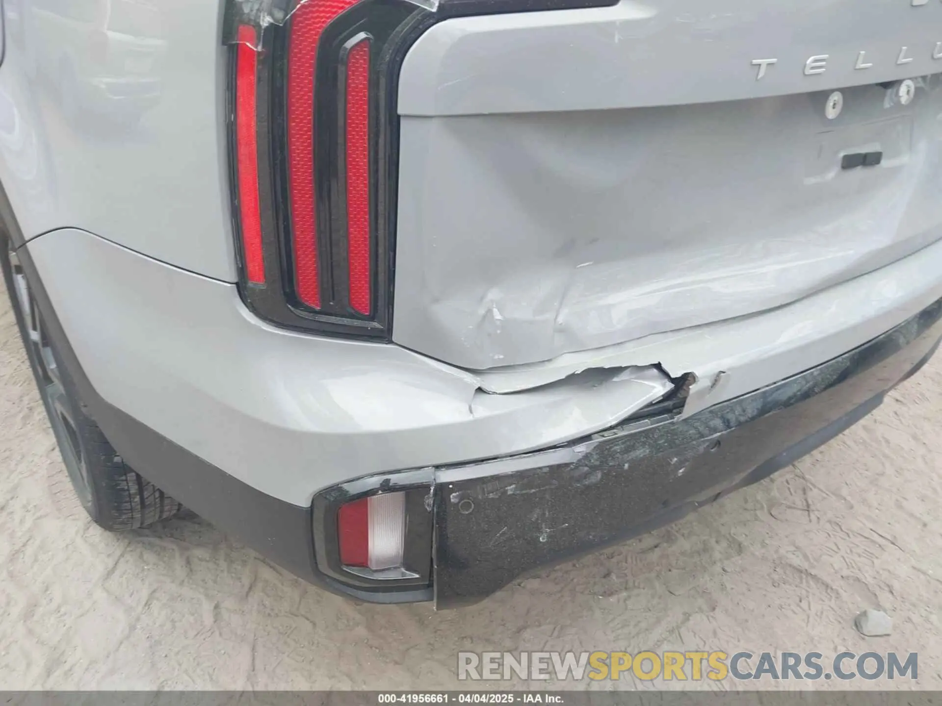 6 Photograph of a damaged car 5XYP5DGC1RG483500 KIA TELLURIDE 2024