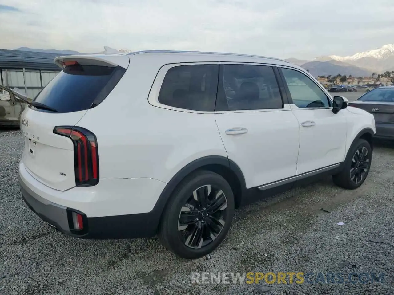 3 Photograph of a damaged car 5XYP5DGC2RG412872 KIA TELLURIDE 2024