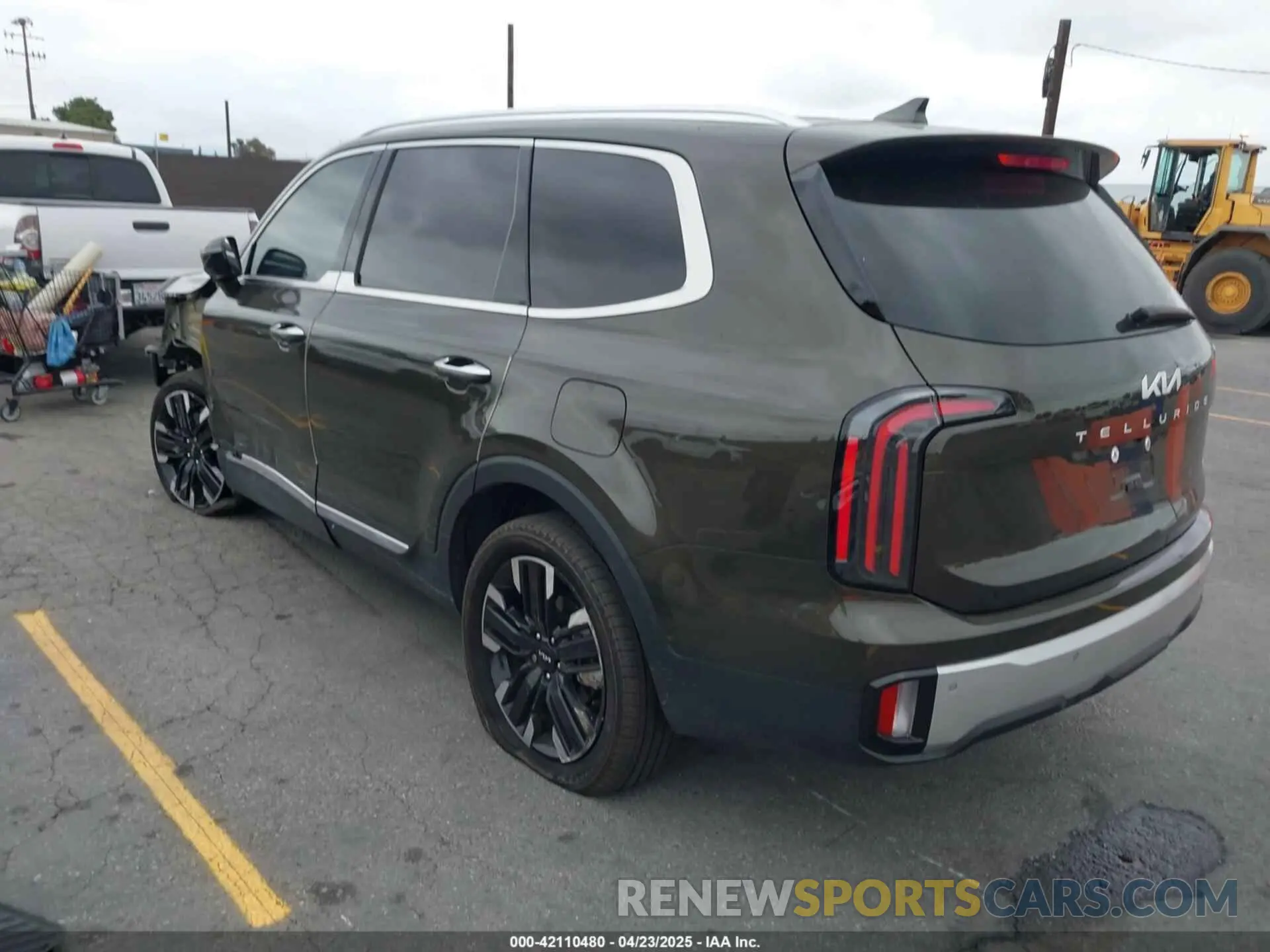 3 Photograph of a damaged car 5XYP5DGC2RG417456 KIA TELLURIDE 2024
