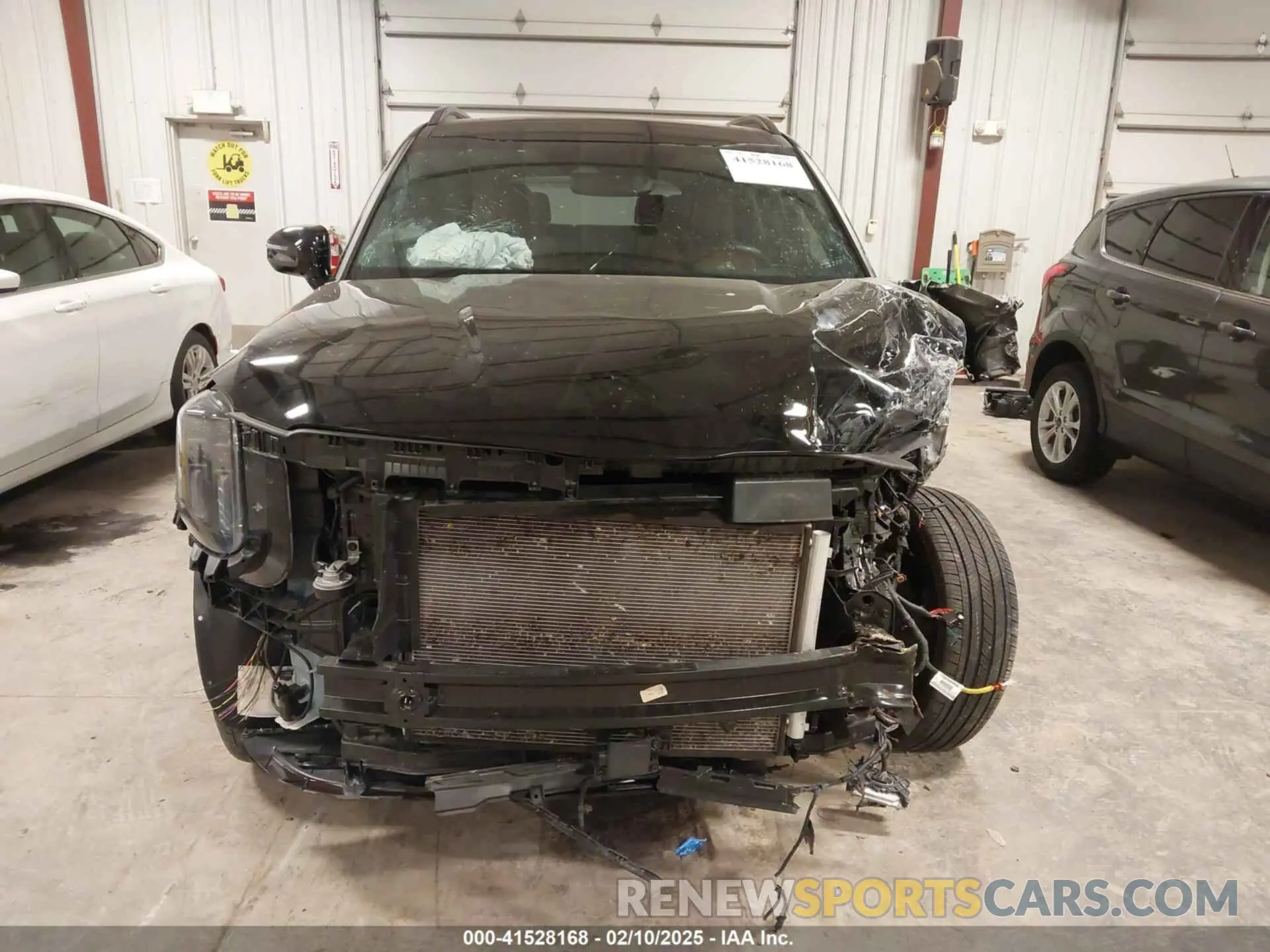 13 Photograph of a damaged car 5XYP5DGC2RG474434 KIA TELLURIDE 2024