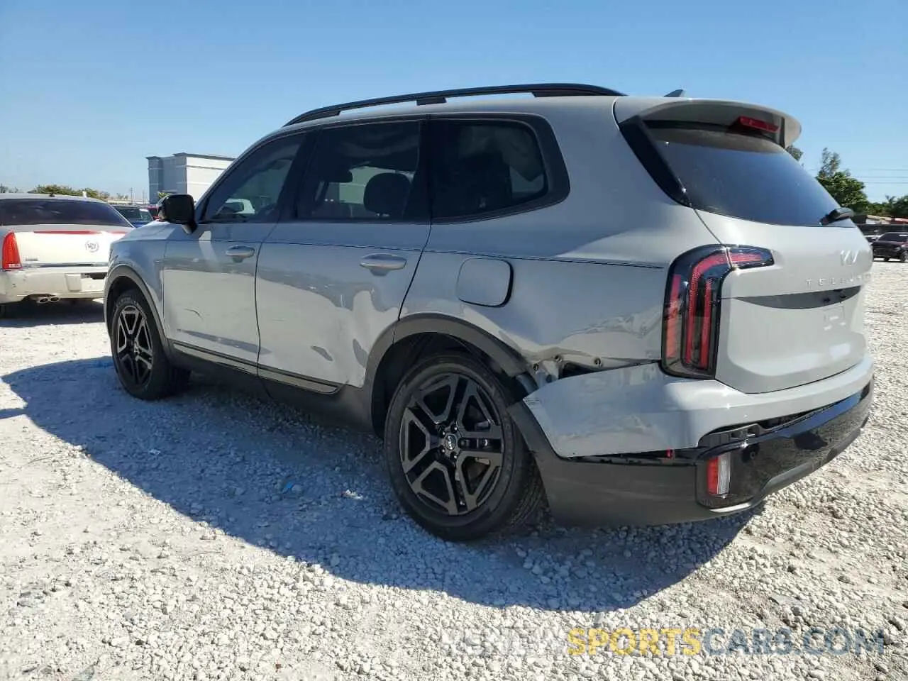2 Photograph of a damaged car 5XYP5DGC5RG429097 KIA TELLURIDE 2024