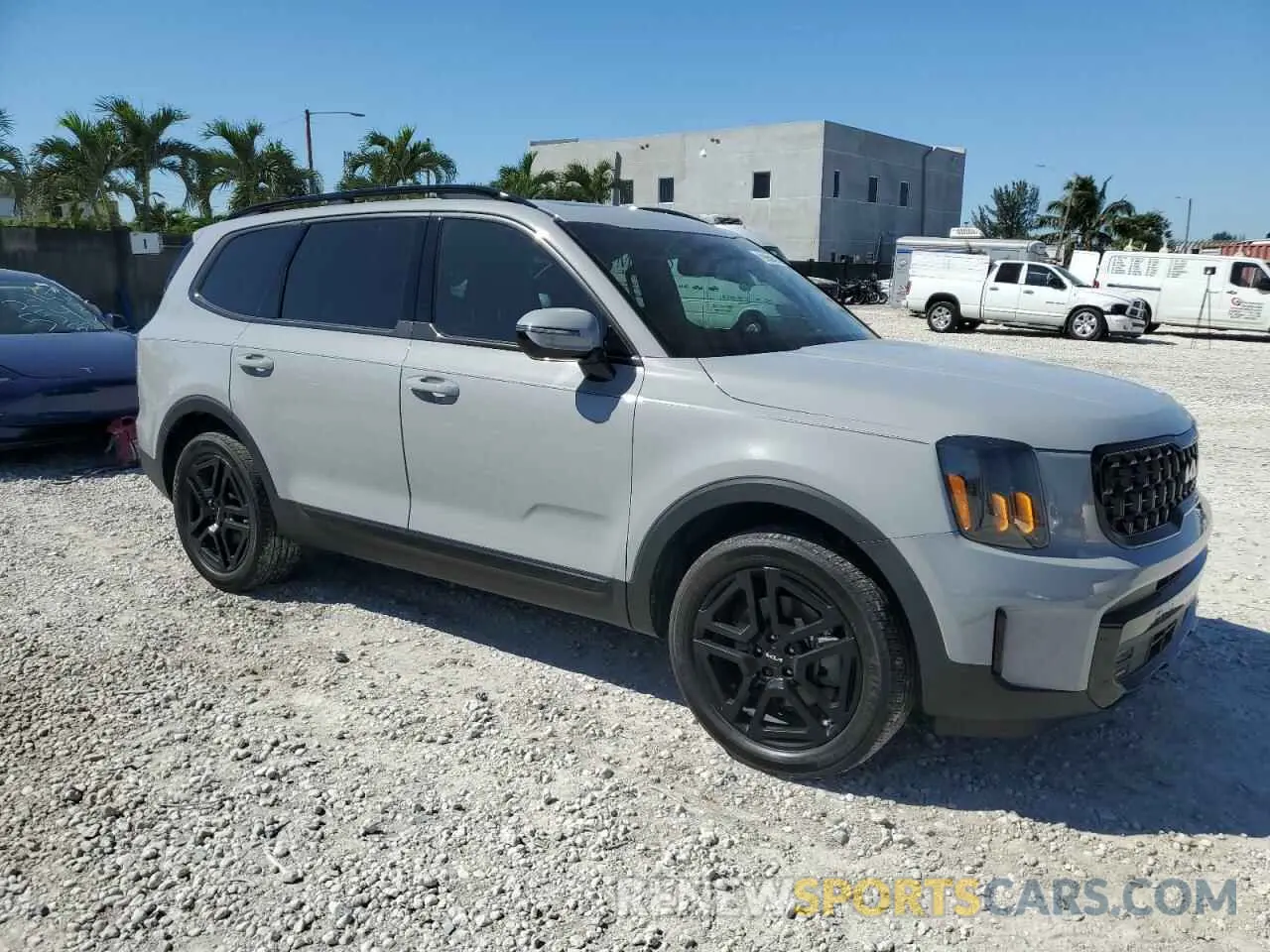 4 Photograph of a damaged car 5XYP5DGC5RG429097 KIA TELLURIDE 2024