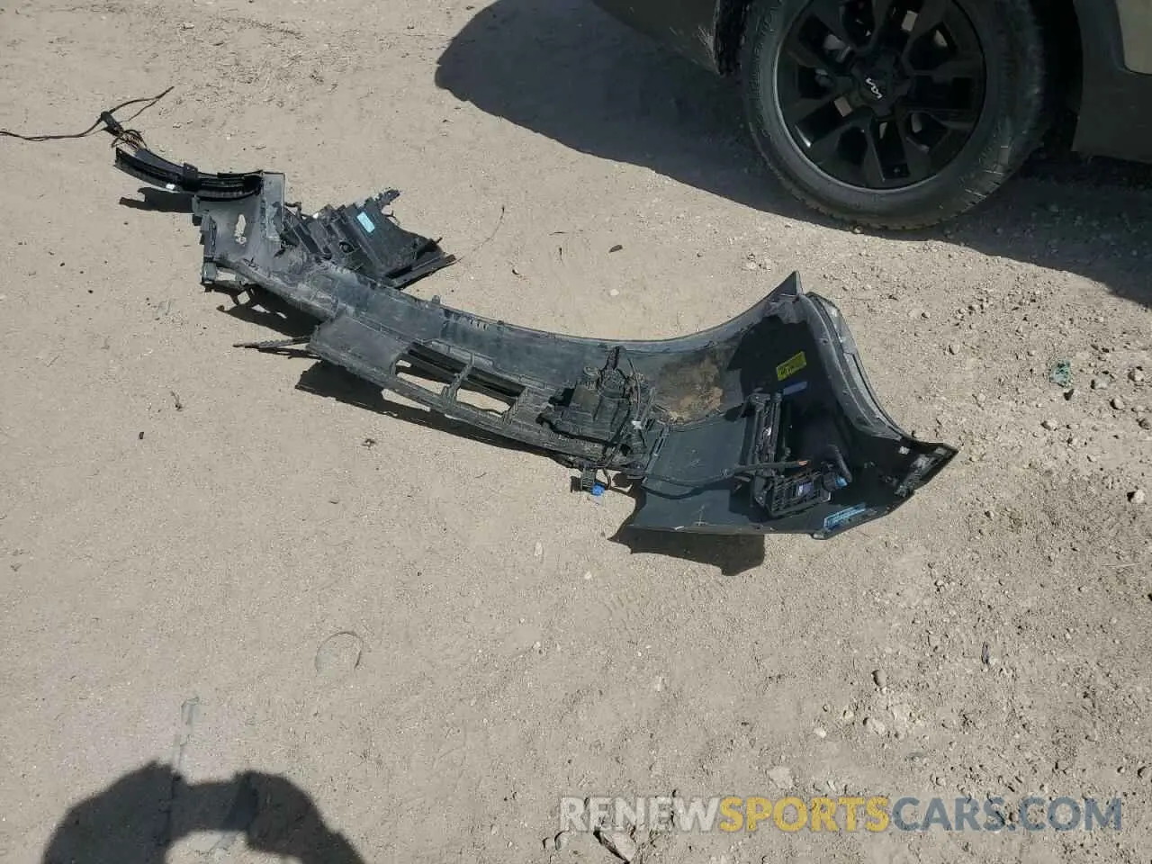 15 Photograph of a damaged car 5XYP5DGC5RG496315 KIA TELLURIDE 2024