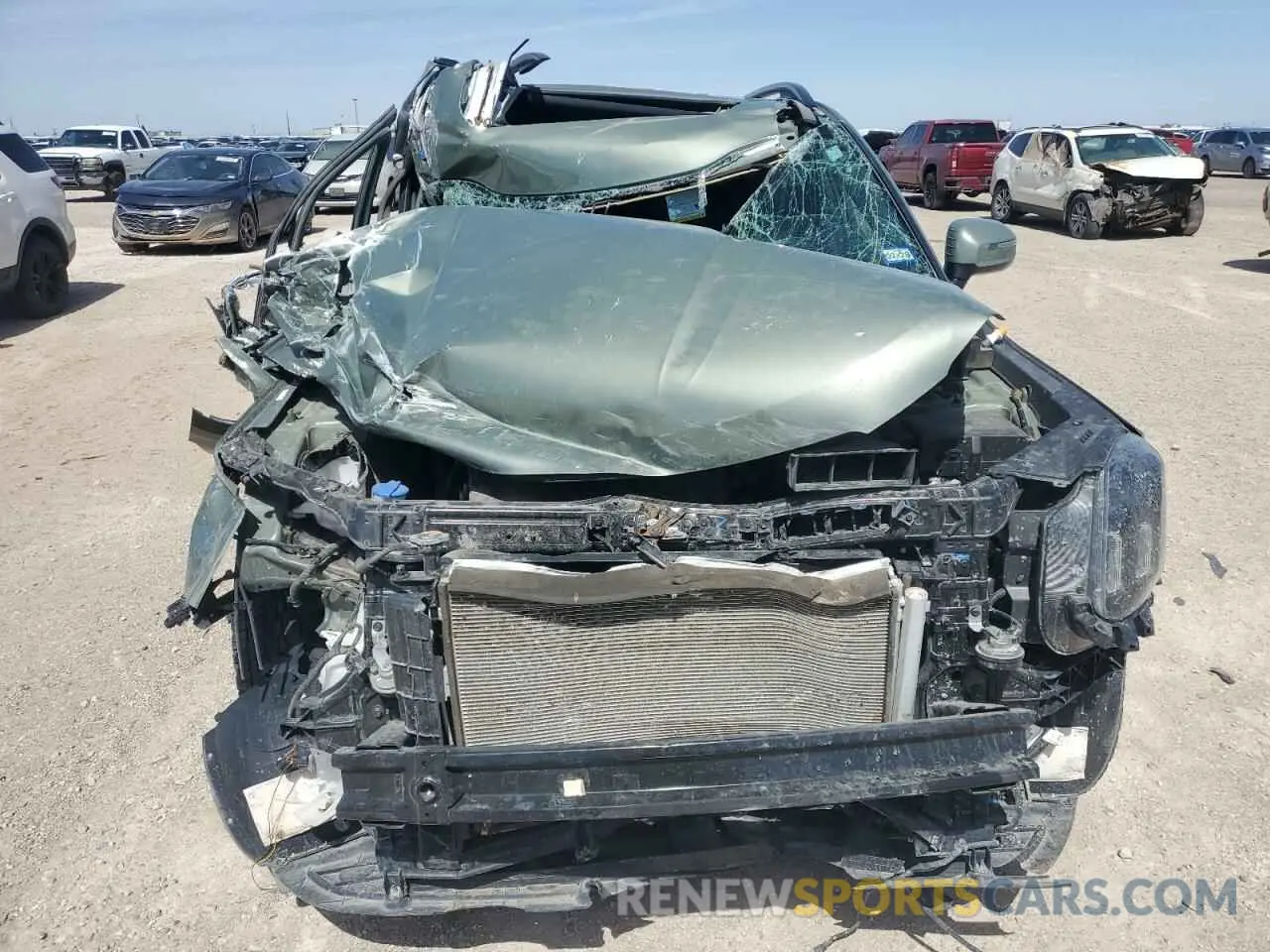 5 Photograph of a damaged car 5XYP5DGC5RG496315 KIA TELLURIDE 2024
