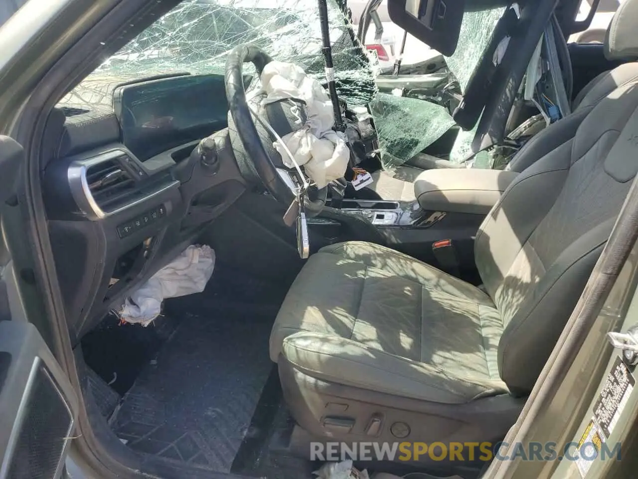 7 Photograph of a damaged car 5XYP5DGC5RG496315 KIA TELLURIDE 2024