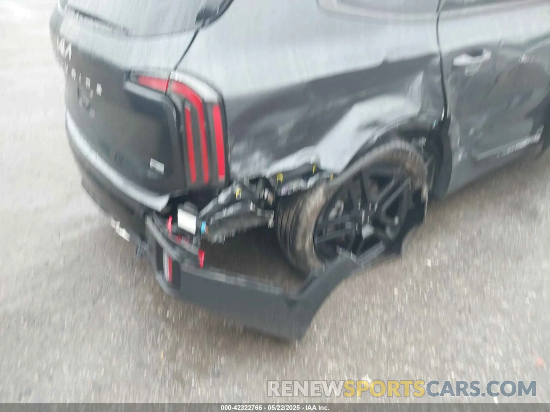 6 Photograph of a damaged car 5XYP5DGC5RG505157 KIA TELLURIDE 2024