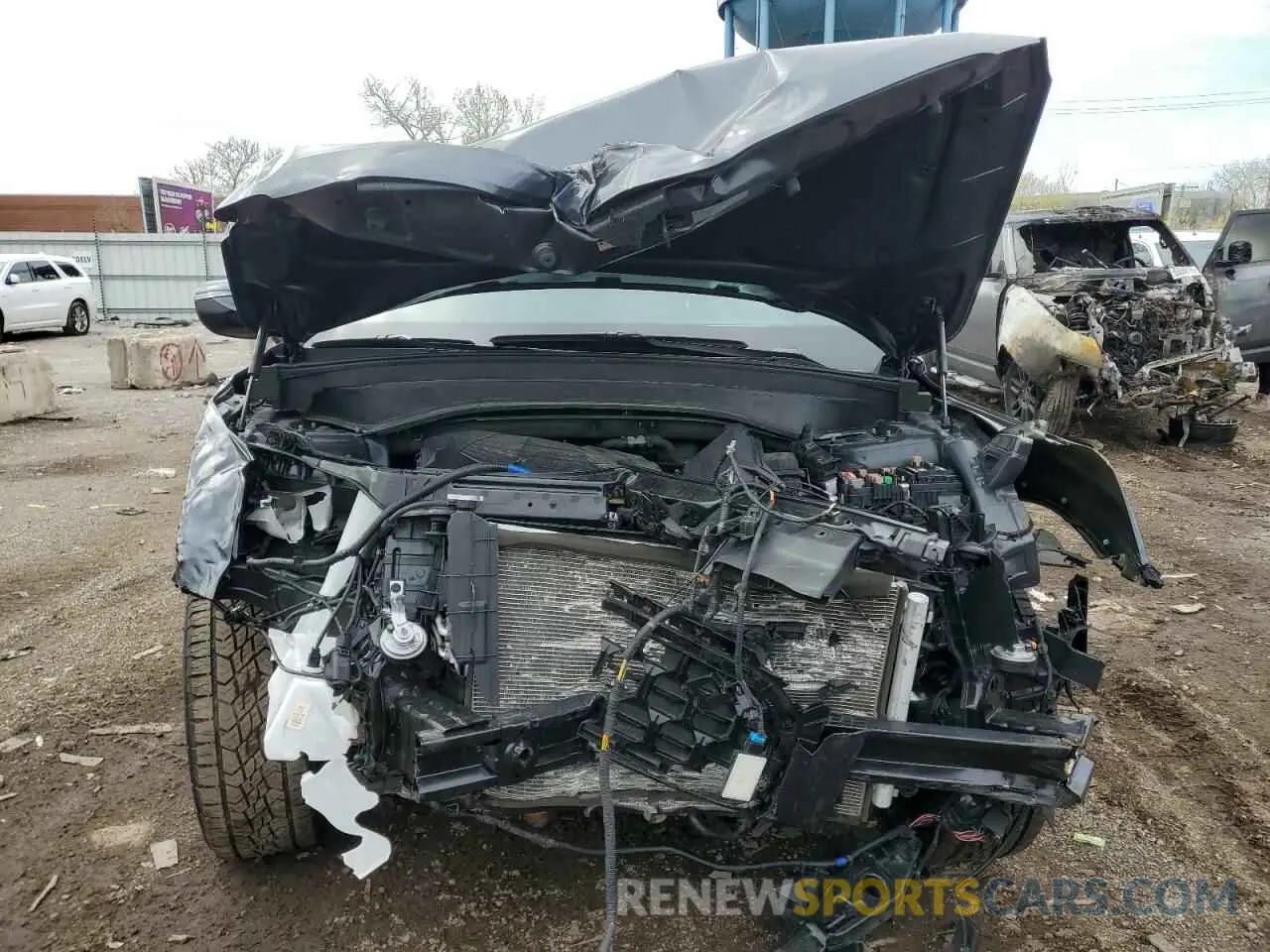 5 Photograph of a damaged car 5XYP5DGC6RG438035 KIA TELLURIDE 2024