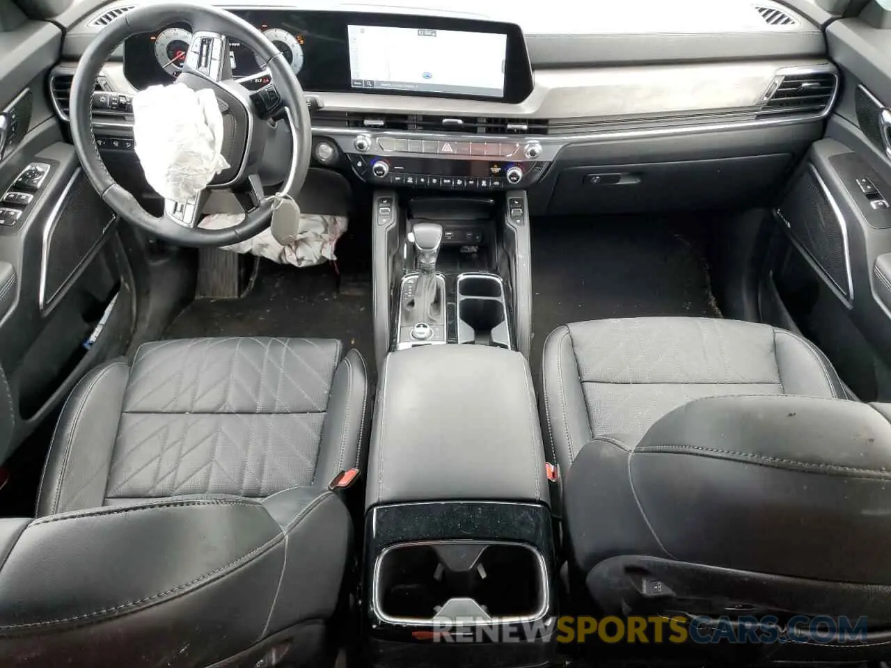 8 Photograph of a damaged car 5XYP5DGC6RG438035 KIA TELLURIDE 2024