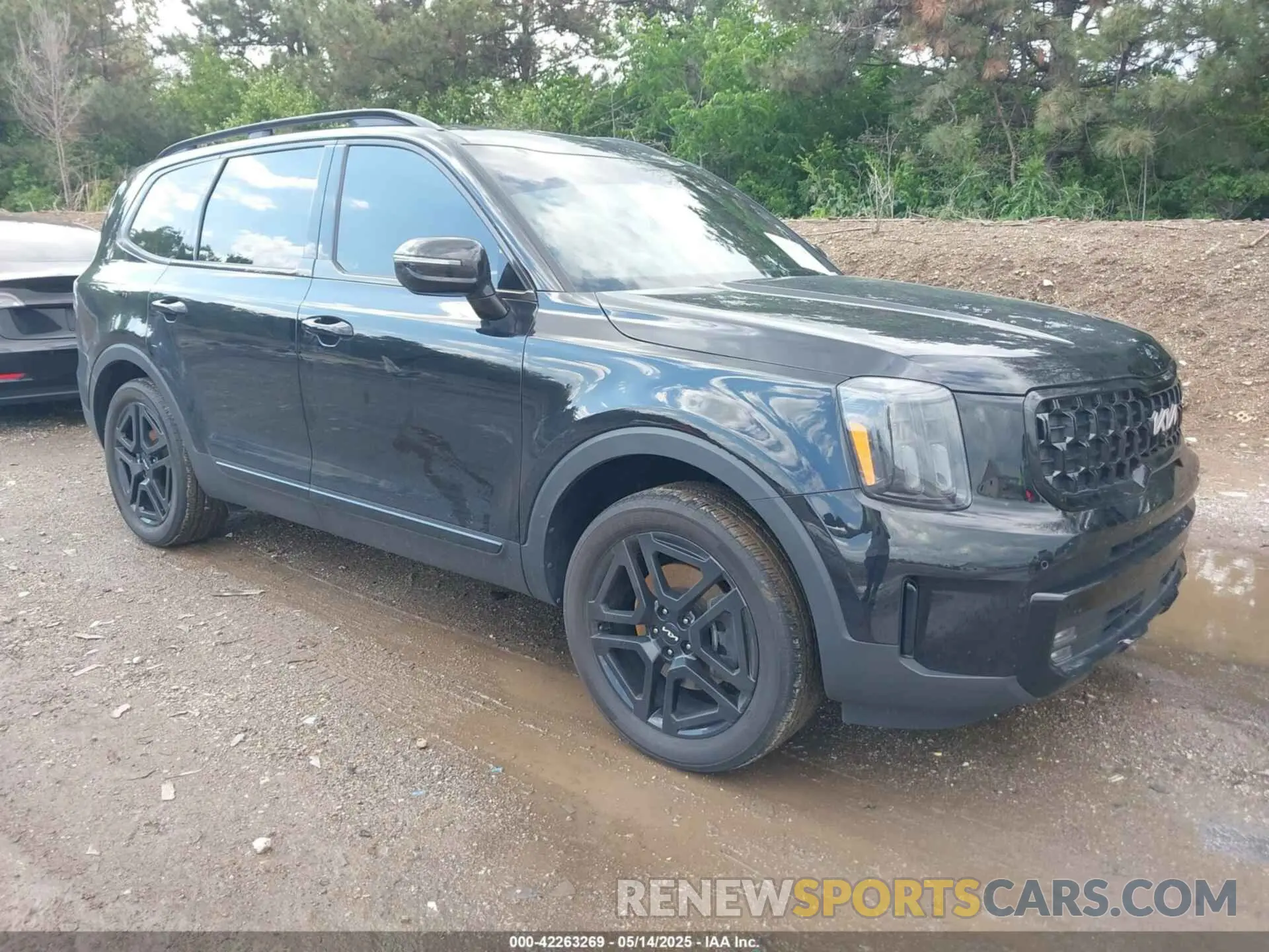 1 Photograph of a damaged car 5XYP5DGC7RG409708 KIA TELLURIDE 2024