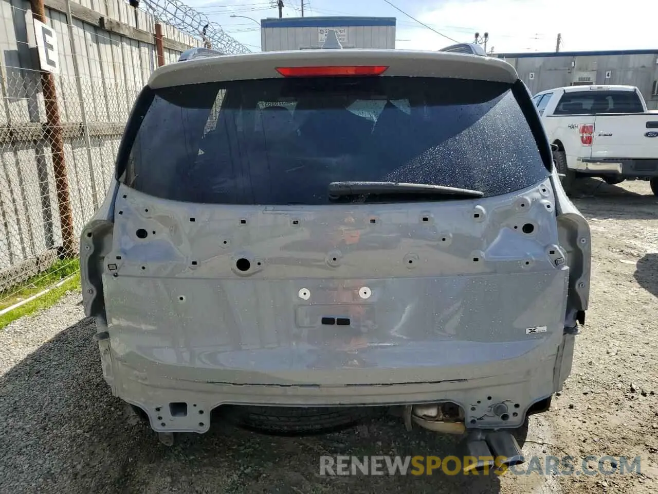 6 Photograph of a damaged car 5XYP5DGC7RG431157 KIA TELLURIDE 2024