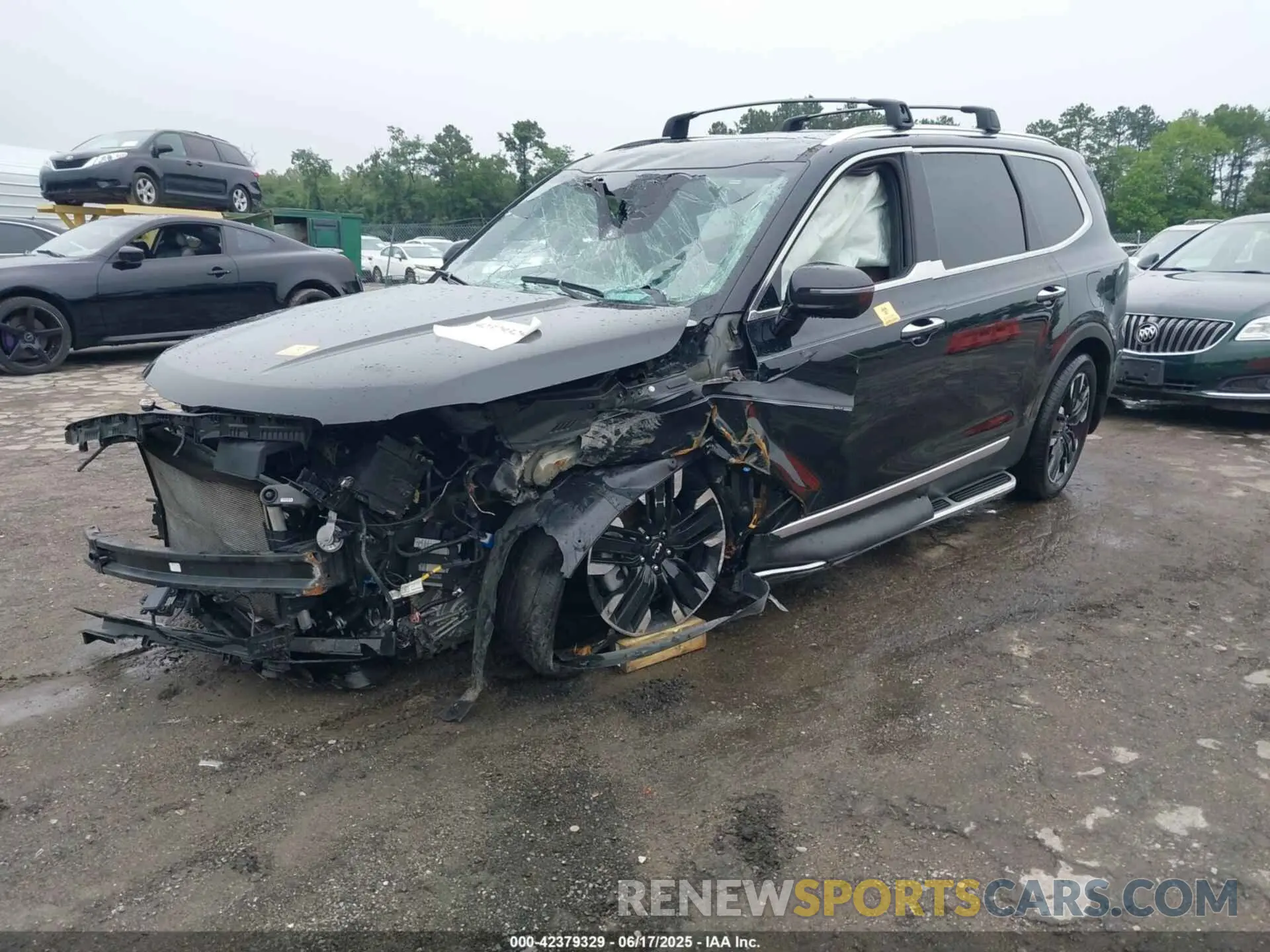 2 Photograph of a damaged car 5XYP5DGC7RG435855 KIA TELLURIDE 2024