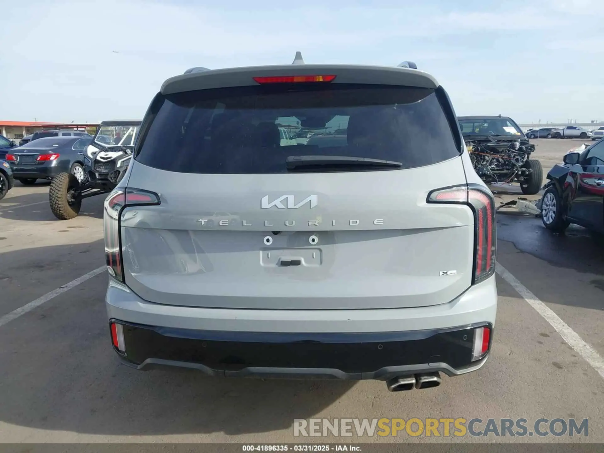 16 Photograph of a damaged car 5XYP5DGC7RG465728 KIA TELLURIDE 2024