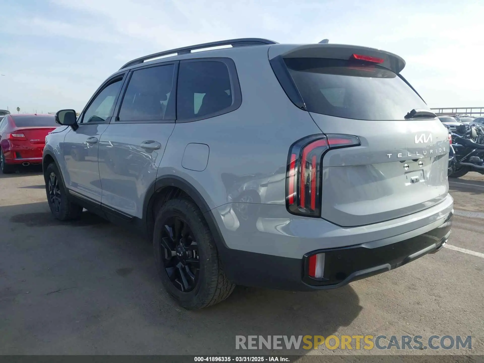 3 Photograph of a damaged car 5XYP5DGC7RG465728 KIA TELLURIDE 2024