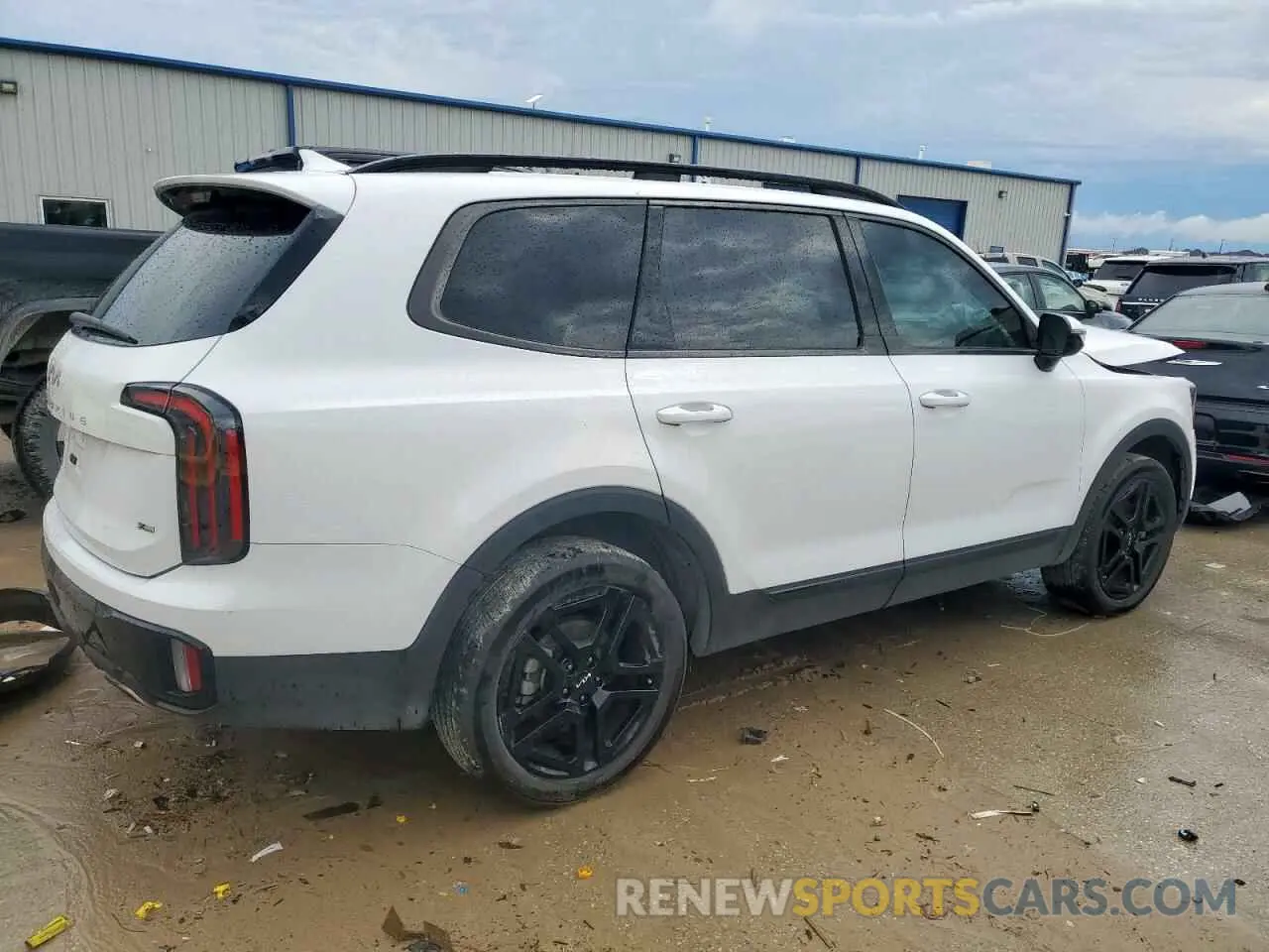 3 Photograph of a damaged car 5XYP5DGC8RG416764 KIA TELLURIDE 2024