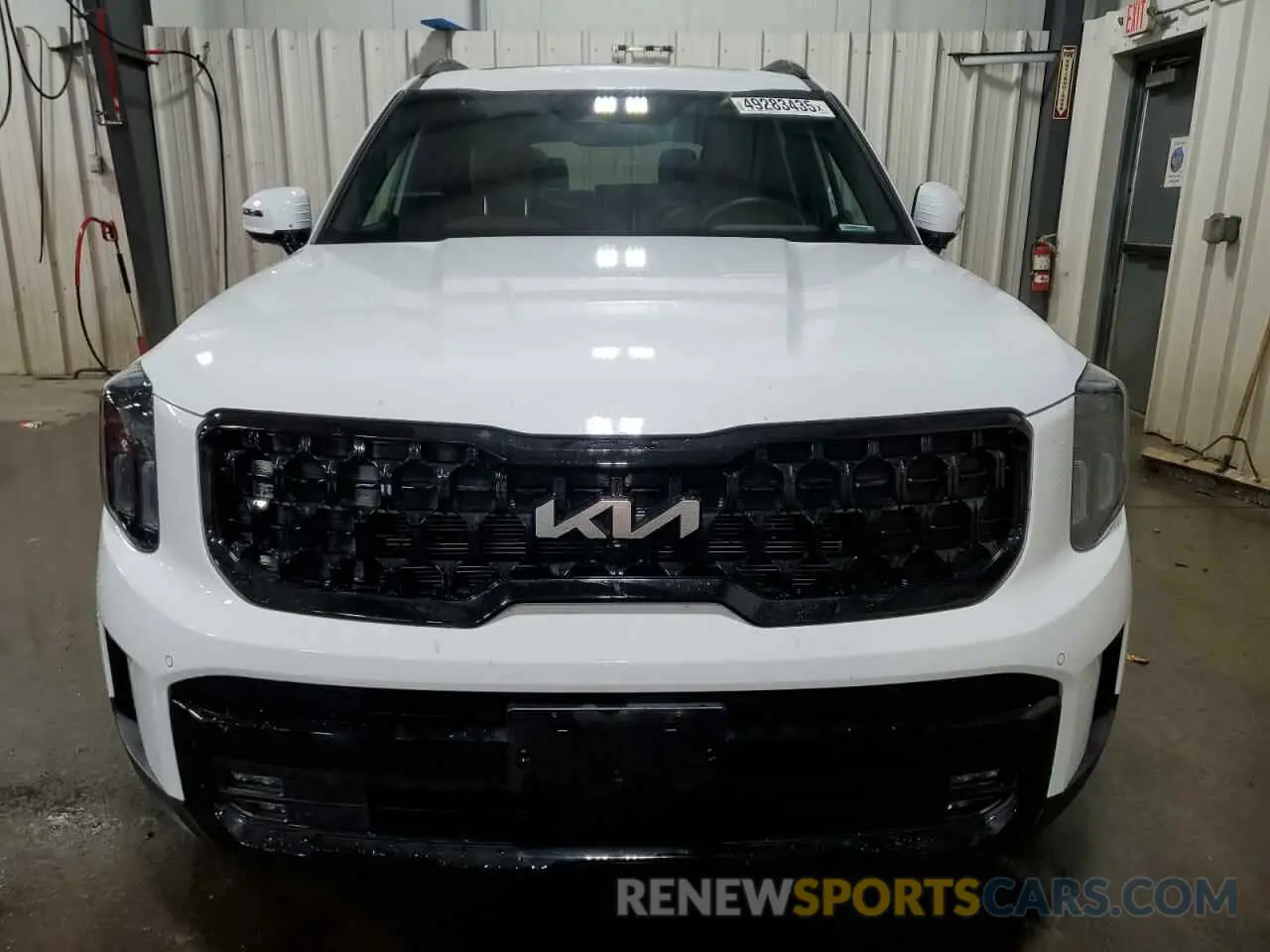 5 Photograph of a damaged car 5XYP5DGC9RG436344 KIA TELLURIDE 2024