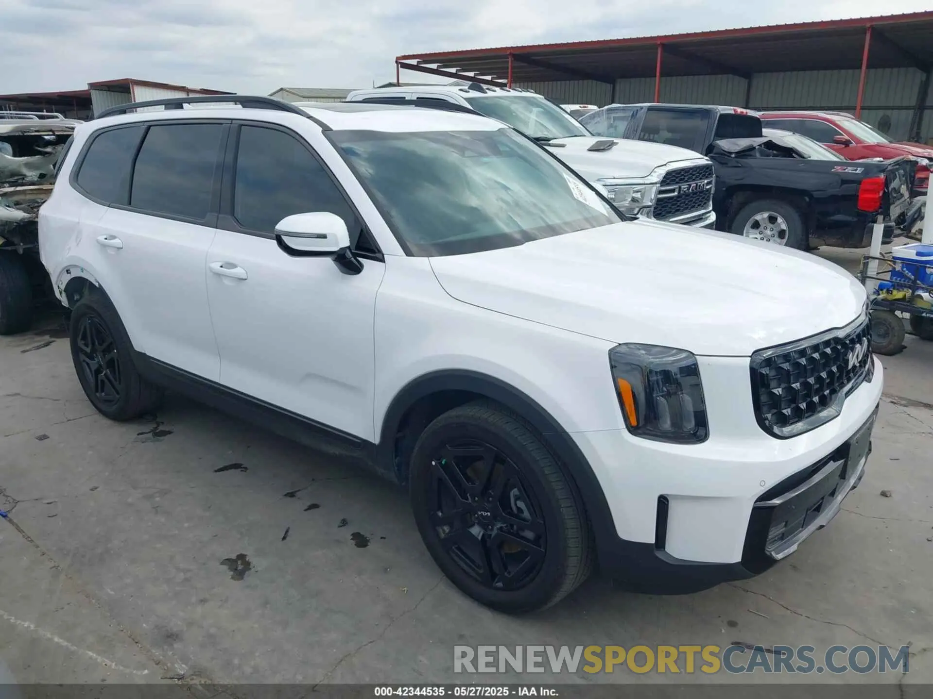 1 Photograph of a damaged car 5XYP5DGC9RG468257 KIA TELLURIDE 2024