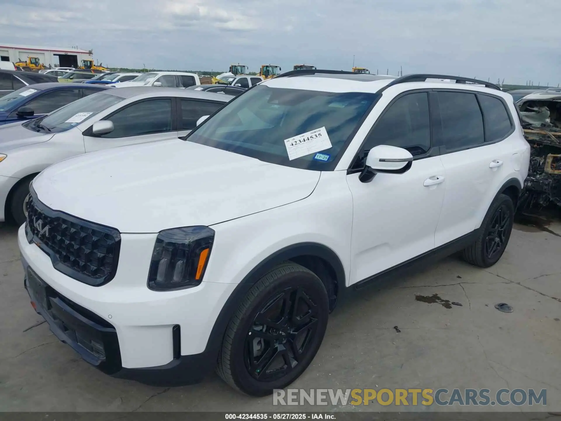 2 Photograph of a damaged car 5XYP5DGC9RG468257 KIA TELLURIDE 2024